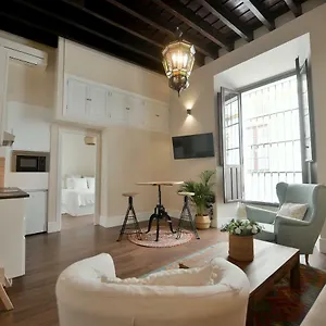 https://apartamento-arenal-seville.es-andalucia.com